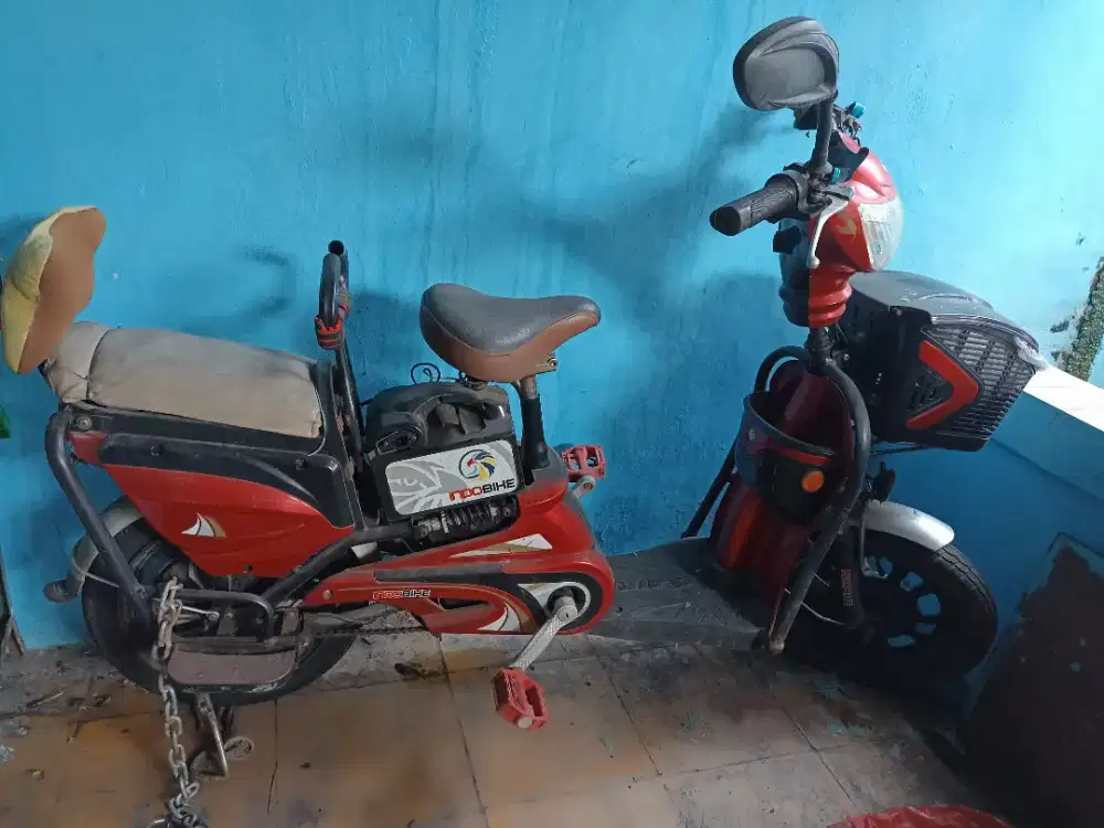 Sepeda listrik selis model pertama