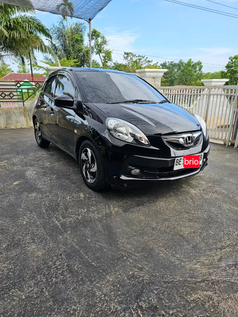 Honda brio 2015