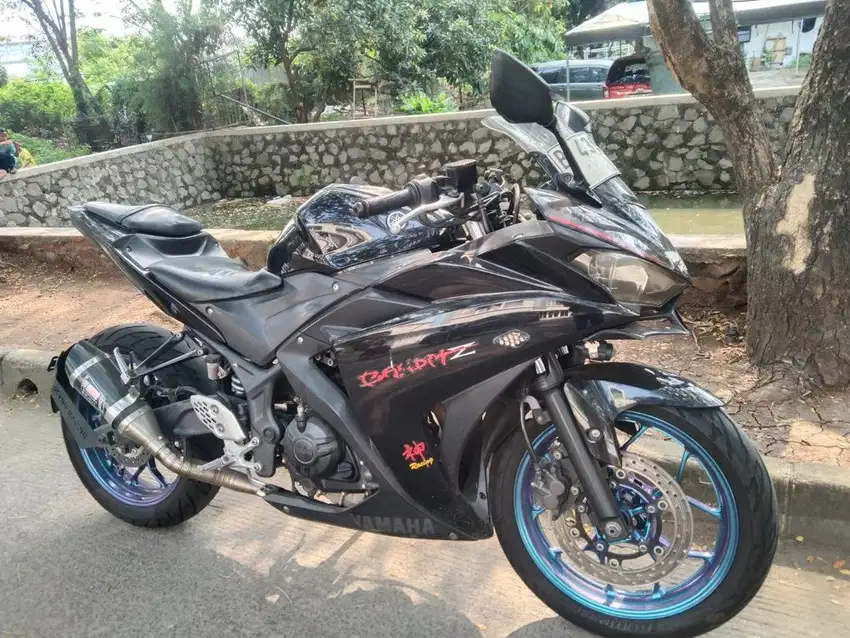 Yamaha R25 thun 2018 mesin halus jozz siap gas gan.