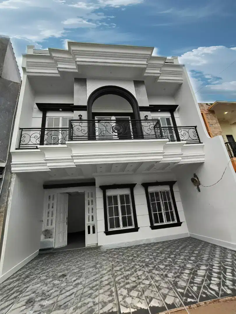 Rumah Baru mewah di Tanah Baru,Beji Depok