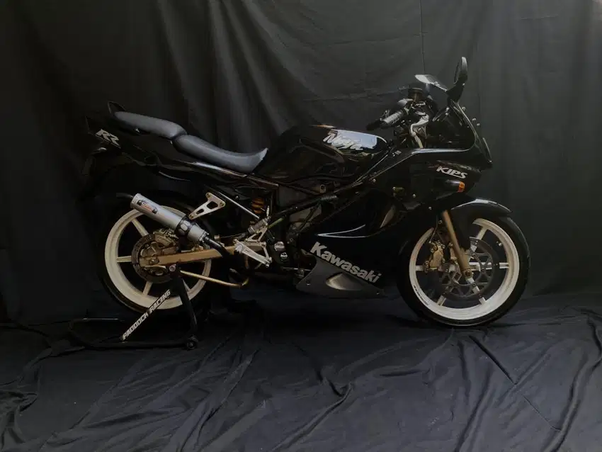 Ninja rr hitam 2010