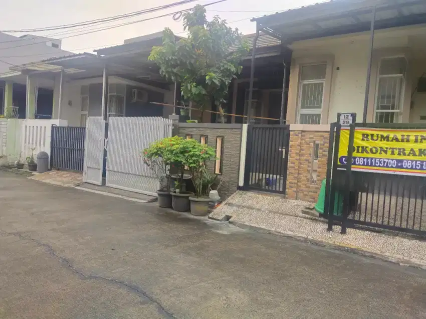 DISEWAKAN RUMAH SIAP HUNI