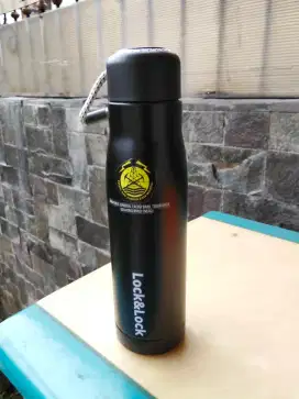 Tumbler hitam lock n lock nego