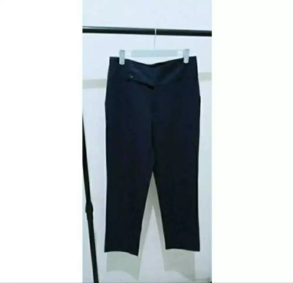 Celana bahan warna navy like new