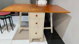 Meja Makan Lipat