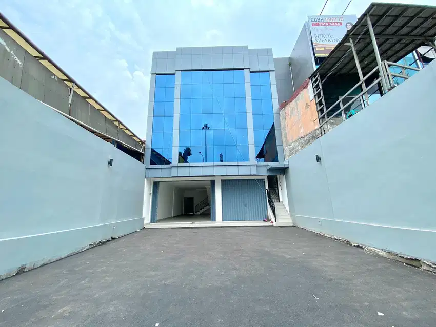 Ruko Dijual Brand New 3.5 Lantai Jatiwaringin Raya Jakarta Timur
