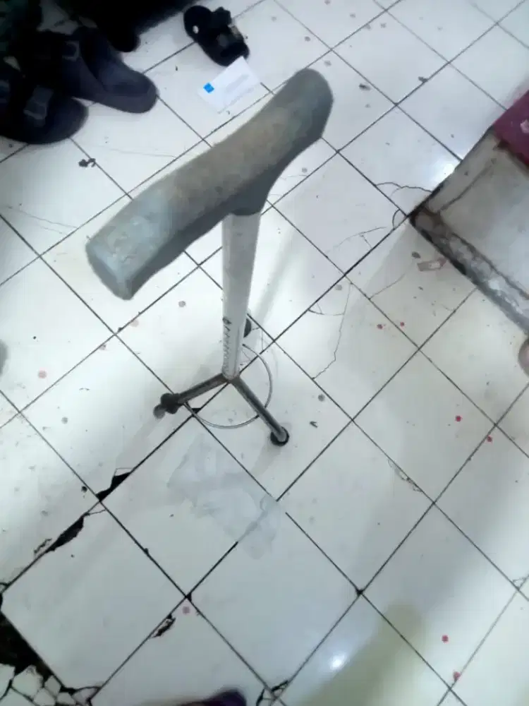 TONGKAT UNTUK LANSIA /ORG TUA