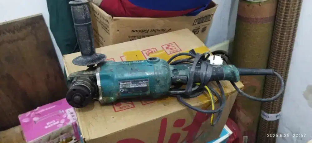 Jual alat mesin Gerindra merek Makita