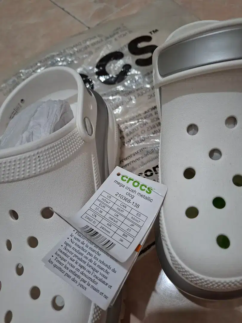 Crocs Mega Crush Metallic clog