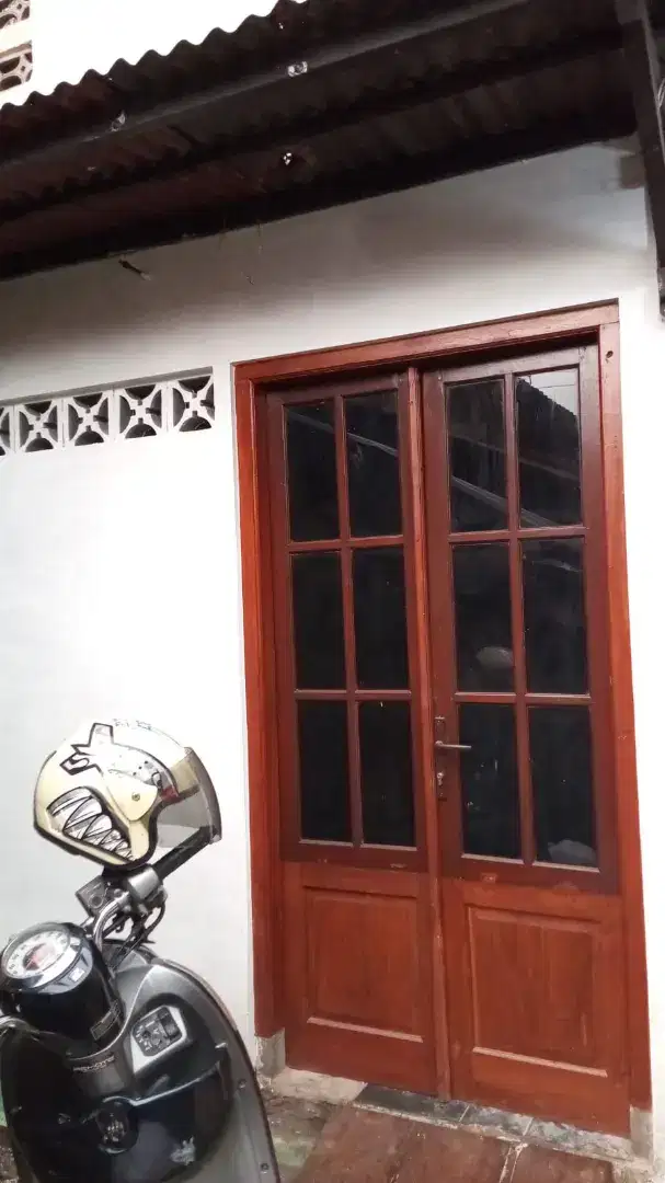 Kos putri Bestari di dekat JNM, SMAN 1 Yogyakarta, Asri Medical Centre