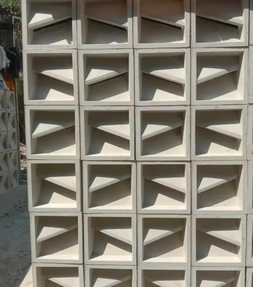 Roster beton minimalis