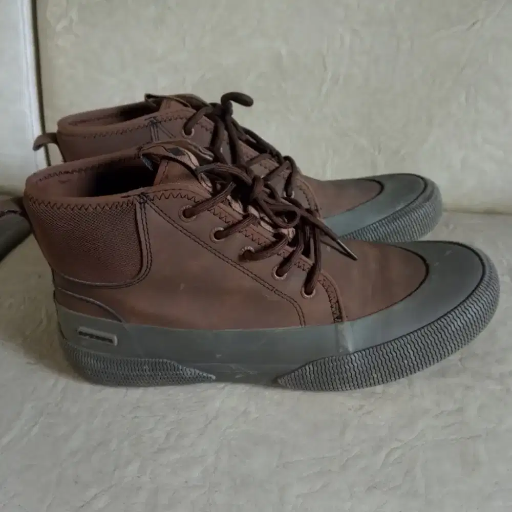 SPERRY Halyard Storm