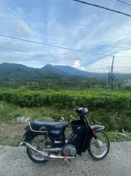Suzuki Rc100 tahun 1987
