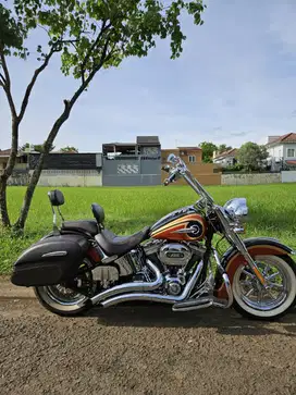 Harley Davidson Softail Deluxe CVO, 2014. Collector item