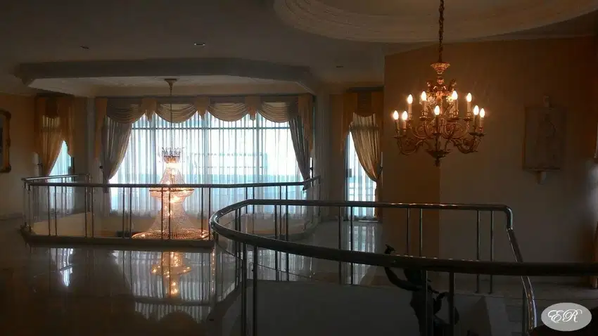 Rumah taman patra kuningan komplek elit siap pakai