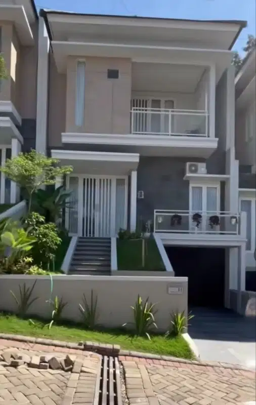 VILLA MINIMALIS MURAH DAU DEKAT BATU