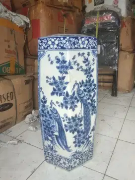 Guci Kuno Cantik