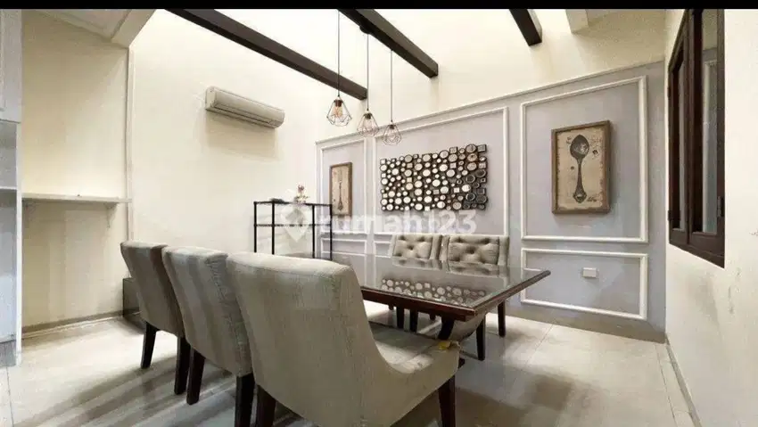 Dijual Rumah SHM Bagus 2 Lantai Full Furnished di Permata Buana