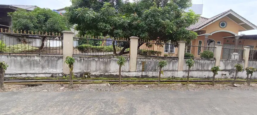 DIJUAL RUMAH ASRI TANAH LUAS JALAN LETJEN HARUN SOHAR PALEMBANG