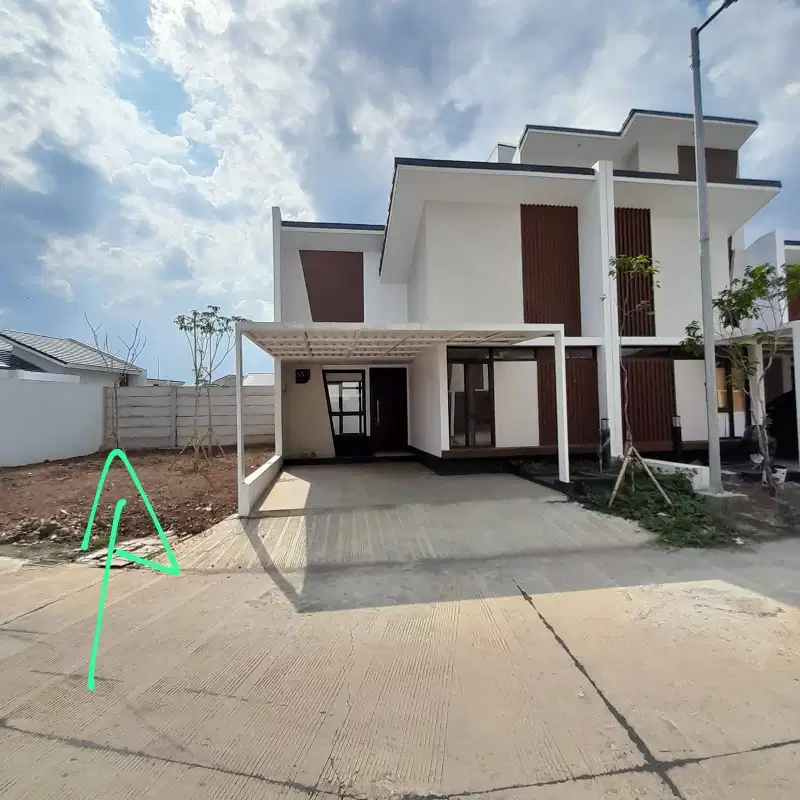 Jual Rumah SIAP HUNI HOOK 1 M an di Podomoro park buahbatu Bandung 