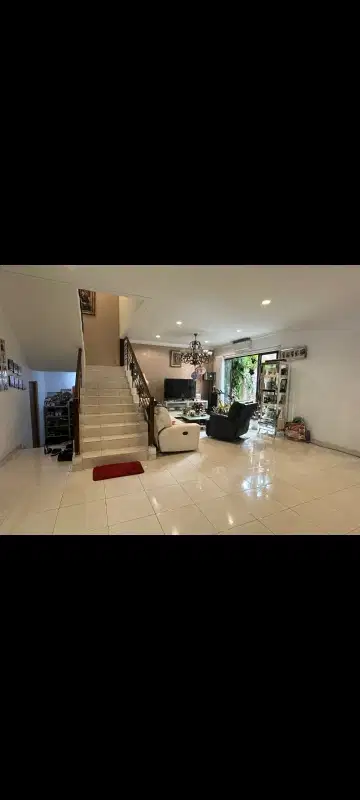 Rumah dijual cantik dan asri di cluster BSD Tangerang