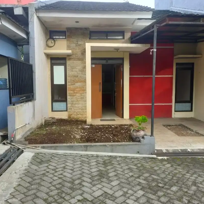 Di jual rumah siap huni ditengah kota Padasuka  bandung