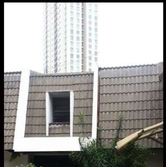 Dijual rumah di Kebayoran Lama dekat Gandaria City Mall