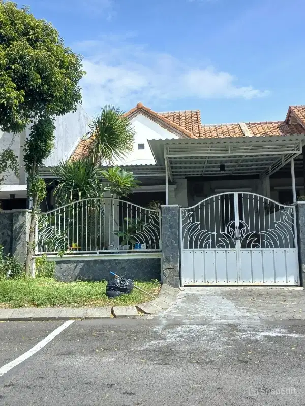 Disewakan Rumah 1,5lt Minimalis Di Taman Puspa Raya Citraland Surabaya