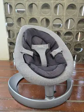 Nuna Leaf Grow - Warna Charcoal (Abu Tua Elegan)