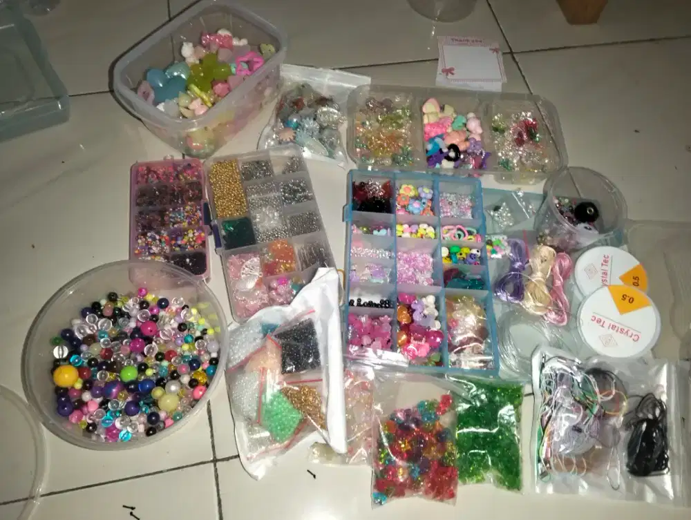 Lelang Bahan Meronce