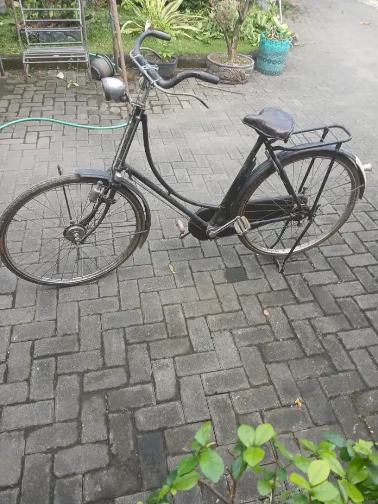 Dijual sepeda gazelle nomer rangka 5