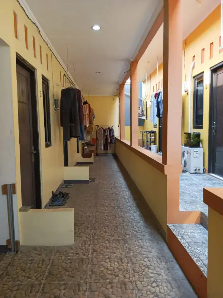 Kontrakan Utan Kayu Selatan