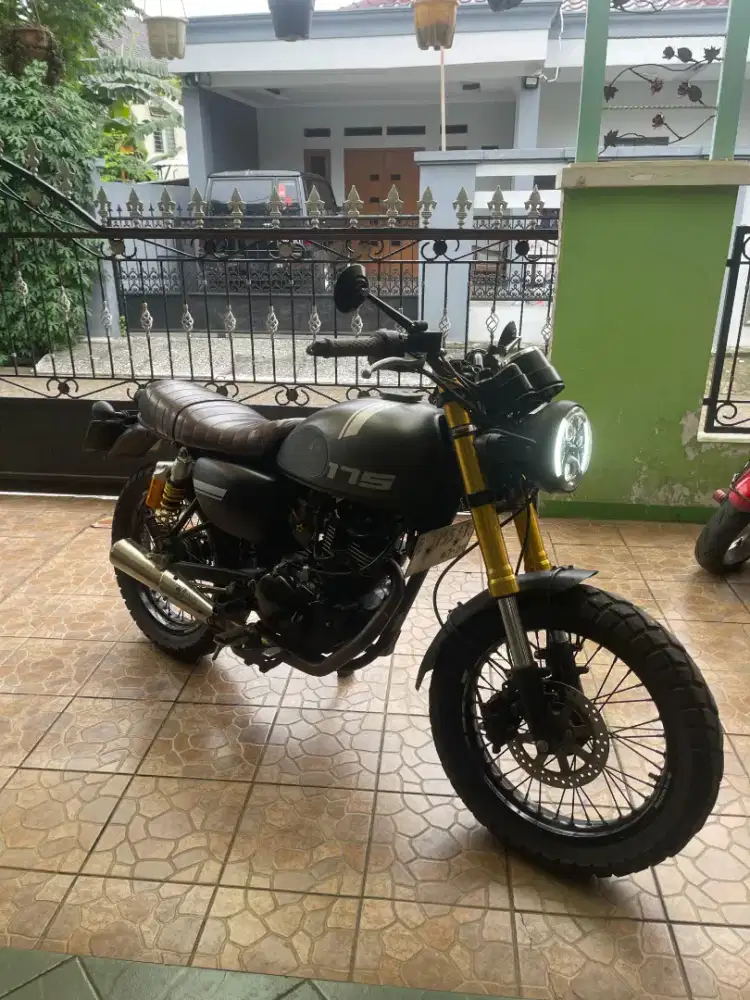 Kawasaki W175 Scrambler