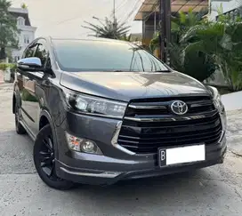 TOYOTA INNOVA VENTURER 2017 DIESEL MATIC SOLAR HARGA CASH NETT