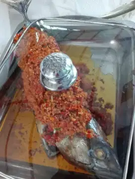 Les Memasak Masakan Khas Manado