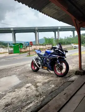 YAMAHA R15 V2 2016