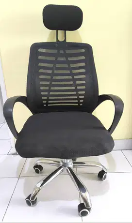 Kursi kerja hitam seken