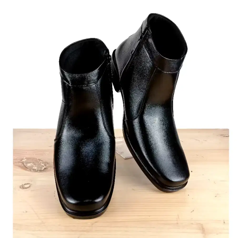 Sepatu boots PDH pria kulit asli