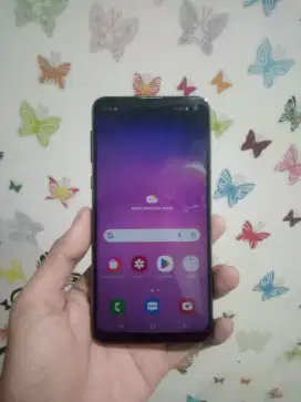 Samsung Galaxy S10e