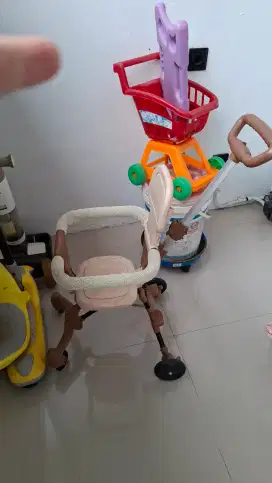 Stroler dorong anak