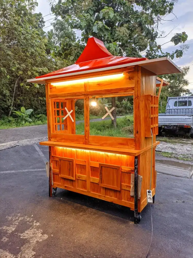 Gerobak dimsum, gerobak angkringan, gerobak nasi goreng, gerobak sate