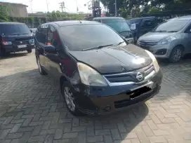Nissan grand livina XV automatic 1.5 bukan xr autech dan hws