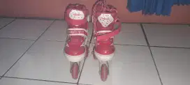 SEPATU RODA ANAK UMUR 5-10 TAHUN