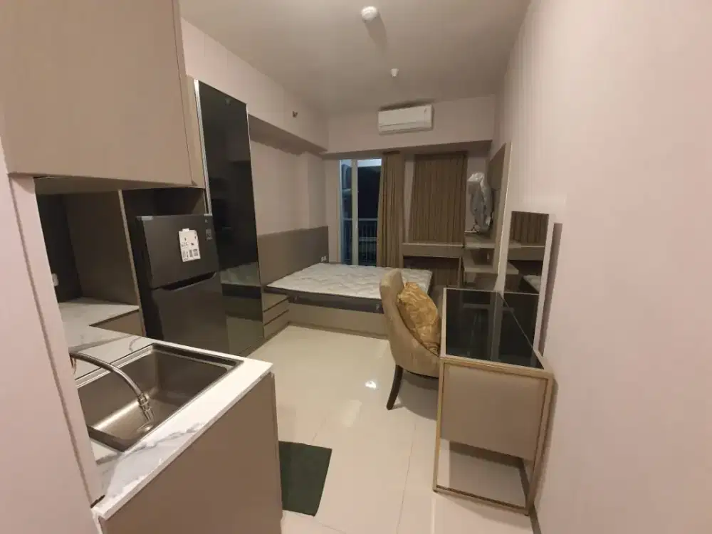 Disewakan apartemen pakuwon benson studio full furnished mewah