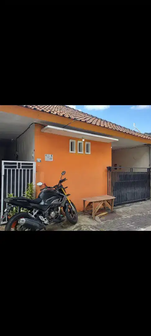 Dijual 2 unit rumah di monang maning denpasar barat