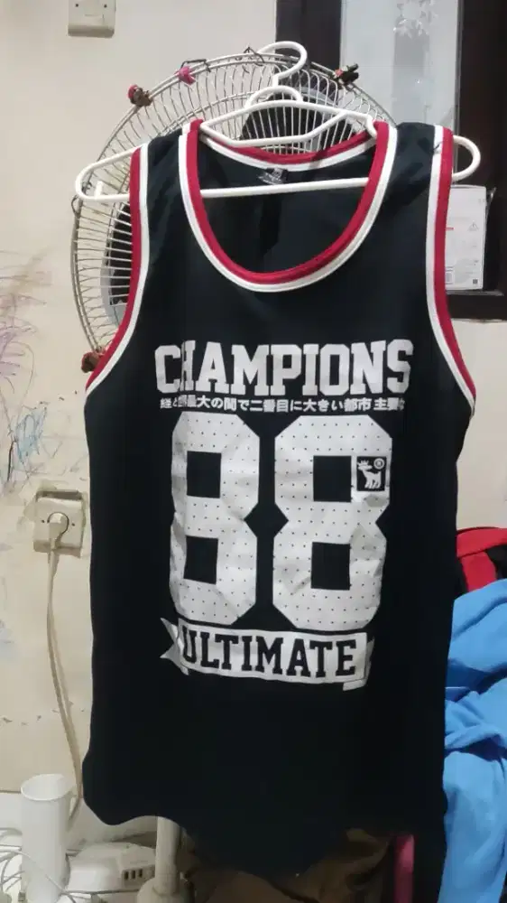 Baju basket hitam