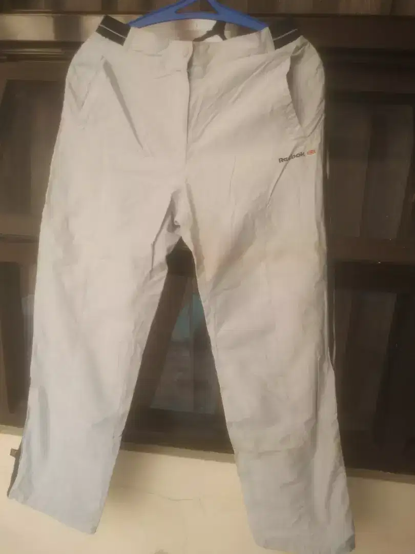 Celana Trackpants Rebook Parasut