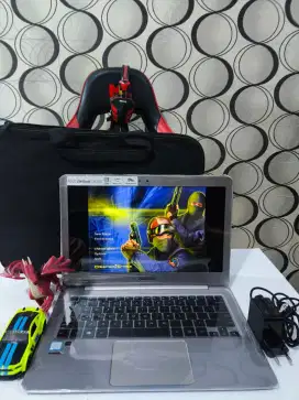 Asus ZenBook UX305CA RAM 8GB SSD Windows 10 Siap Pakai