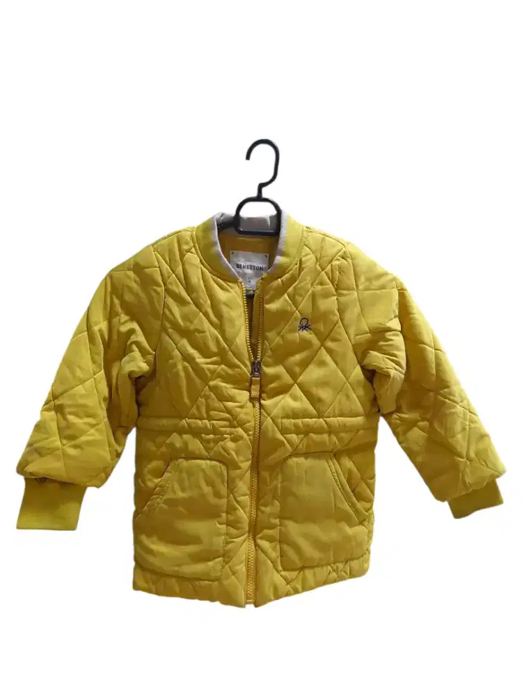 Jaket anak Benetton