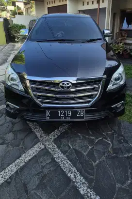 Kijang Innova 2.5 G AT